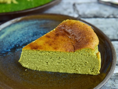 Чийзкейк с матча и сметана - снимка на рецептата Чийзкейк с матча и сметана - снимка на рецептата